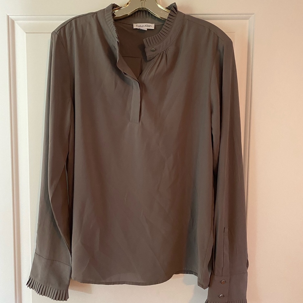 Calvin Klein Women’s Taupe Button Down Shirt